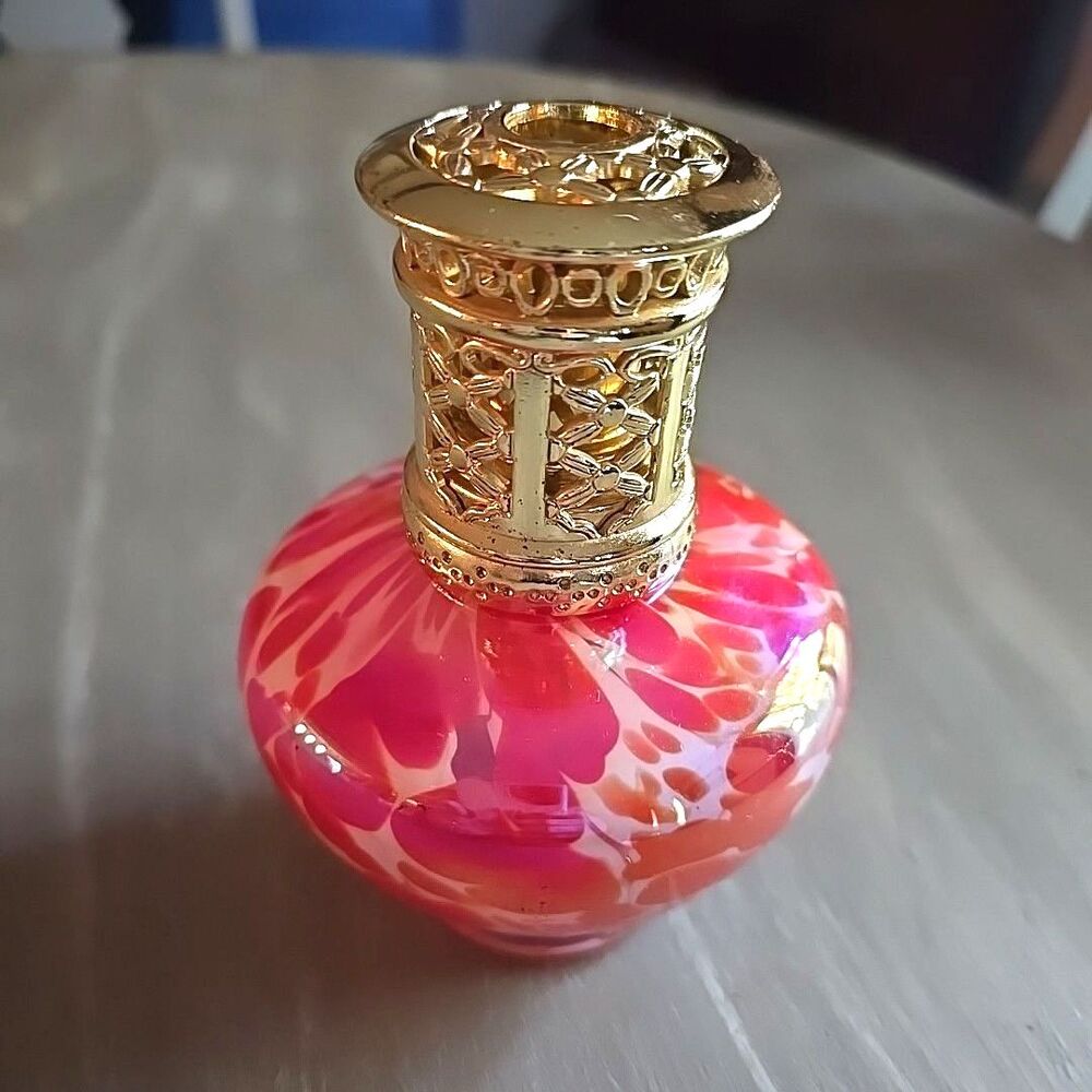 Home & Garden Party Glass Fragrance Oil Diffuser Lamp Crimson Wick Marble Style - Picture 2 of 7